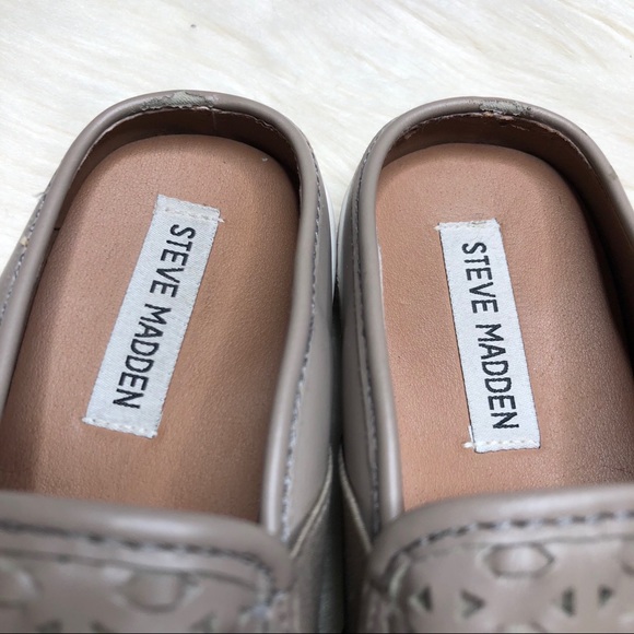 *2 for $10* Steve Madden Slope Taupe Woven Slides - Picture 5 of 6